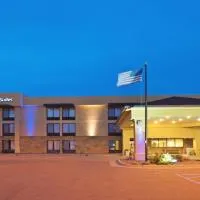 Holiday Inn Express Hotel & Suites Colby by IHG, viešbutis mieste Kolbis