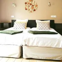 HOTEL DU MIDI, hotell i Beaufort-sur-Gervanne