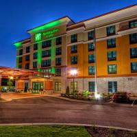 Holiday Inn & Suites Tupelo North, an IHG Hotel, отель рядом с аэропортом Tupelo Regional - TUP в городе Тьюпело