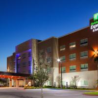 Holiday Inn Express & Suites Edinburg- Mcallen Area, an IHG Hotel โรงแรมในเอดินเบิร์ก