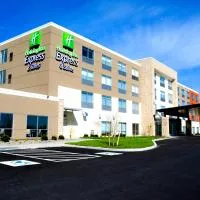 Holiday Inn Express & Suites Oswego by IHG, hotel u gradu 'Oswego'