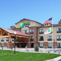 Holiday Inn Express Hotel & Suites Lander, an IHG Hotel, hotell sihtkohas Lander lennujaama Hunt Field Airport - LND lähedal