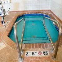 Holiday Inn Express Hotel & Suites Chanhassen by IHG、チャナッセンのホテル