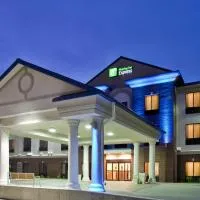 Holiday Inn Express Hotel & Suites McPherson by IHG, hotel di McPherson