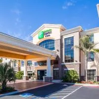 Holiday Inn Express & Suites Eureka by IHG โรงแรมในยูเรกา