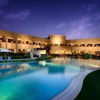 Masira Island Resort, hotel em Ḩilf