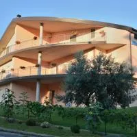 Hotel 660، فندق في Bisignano