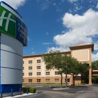 Holiday Inn Express & Suites Plant City by IHG, Hotel in Plant City