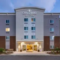 Candlewood Suites Pensacola - University Area by IHG, отель в городе Пенсакола