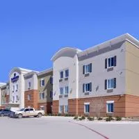 Candlewood Suites Kenedy by IHG、Kenedyのホテル