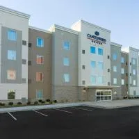 Candlewood Suites Lenexa - Overland Park Area by IHG, ξενοδοχείο σε Lenexa