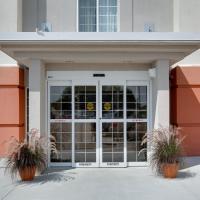 Candlewood Suites Salina, an IHG Hotel, hotel dekat Salina Municipal Airport - SLN, Salina