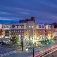 Staybridge Suites Montgomery - Downtown by IHG, hotel v destinaci Montgomery