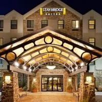 Staybridge Suites - Pittsburgh-Cranberry Township by IHG, מלון בWarrendale