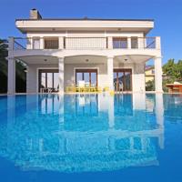 Fethiye Ciftlik 4 Bedroom Private Pool Villa, hotel in Kargı