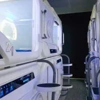 Bangau - Short Term Rest Area Capsule Hotel、セパンにあるクアラルンプール国際空港 - KULの周辺ホテル