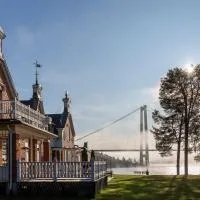 Björkuddens Hotell & Restaurang, hotel em Sandöverken