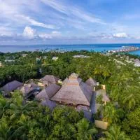 Emerald Maldives Resort & Spa-Deluxe All Inclusive, hotel i Raa Atoll