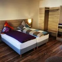 Pension unterm Schlossturm，Haag in Oberbayern的飯店