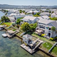 Canal Waterside Lifestyle on Thesen Islands、クニスナ、Thesen Island のホテル