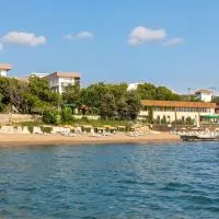 Troas Beach Hotel, hôtel à Tavaklı