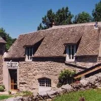 Hôtel Auberge du Combaïre, hotel v destinaci Laguiole
