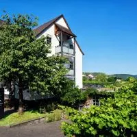 Gästehaus Weitblick by Weingüter Christoph Clüsserath und Bernhard Eifel, hotel v destinaci Trittenheim
