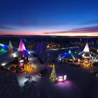 Santa Claus Holiday Village, hotel near Rovaniemi Airport - RVN, Rovaniemi