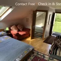 Rural Long Term Accommodation, hotel a Hillsborough