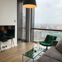 Orange Apartments Tower & Free Parking, hotel in Kristiine, Tallinn