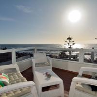Top Sea Views in El Golfo Prime location By PVL, hotel in El Golfo