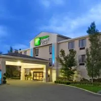 Alliance에 위치한 호텔 Holiday Inn Express & Suites Alliance by IHG