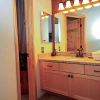Sierra Park Villas #82, hotel near Mammoth Yosemite - MMH, Mammoth Lakes