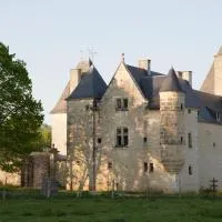 Château de Bois Charmant, Hotel in Les Nouillers