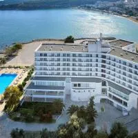 루시 호텔(Lucy Hotel)