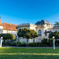 Viesnīca Grand Hotel et Centre Thermal d'Yverdon-les-Bains pilsētā Iverdonlebēna