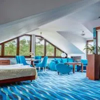 Hotel Willa Złota، فندق في كارفيا