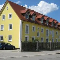 Komfort Apartmenthaus Haslbach FGZ, hotelli kohteessa Regensburg
