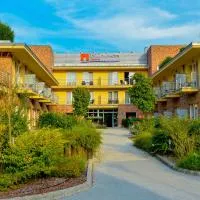 Royal Club Hotel โรงแรมในวิเชกราด