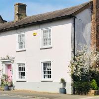 Fancy Hall, hotel in Winslow