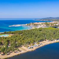 Camping Village Laguna Blu &ndash; hotel w mieście Fertilia