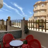 Seaside Two-Bedroom Chalet Sidi Krir, מלון בסידי קריר