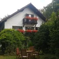 Martina's Place Bed & Breakfast, hotelli kohteessa Rottenbuch