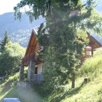 Mountain Chalet in Oz en Oisans with Lovely Views over Lake