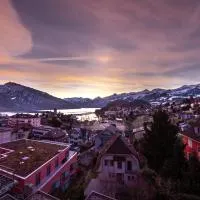 la belle vue Boutique Hotel & Café, hotel a Spiez