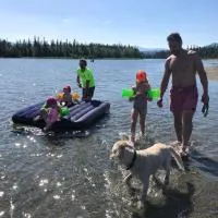 Vålågårdens Värdshus och Camping AB、Vålådalenのホテル