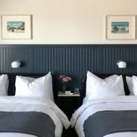 The Bayview Motel - Fort Frances, ON - Lakeside Motel, hotel sa Fort Frances