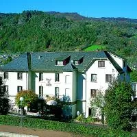 Logis Hôtel restaurant Bel Horizon, hotel i Vic-sur-Cère