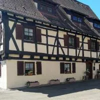 FeWo im Mesnerhaus Mengen, hotel v mestu Mengen