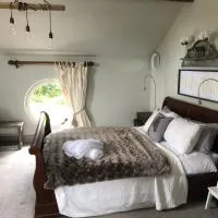 The Jockey Room Hideaway, hotel en Spurstow